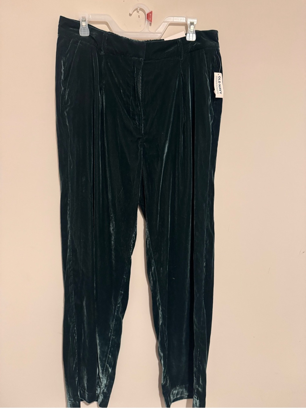 Old Navy Women’s Velvet Dress Pants in Dark Green